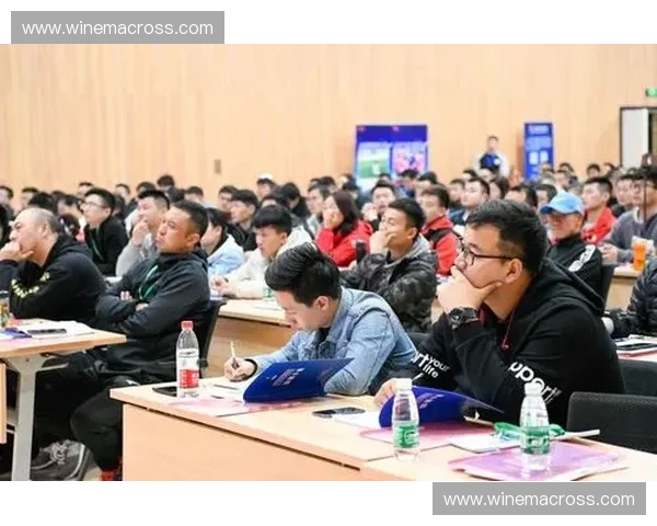 体育咨询顾问助力青少年体能提升与职业发展综合服务创新实践方案